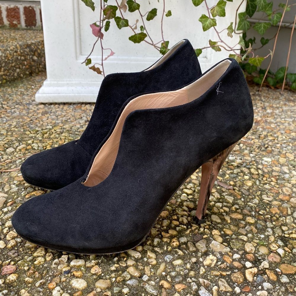 Claudia Ciuti Italy black suede Stiletto Booties 9.5